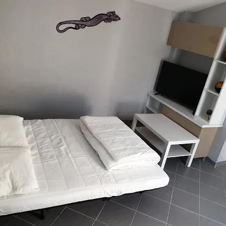 Maison 45M² Avec Jardin Et Parking 圣乔治德蒂