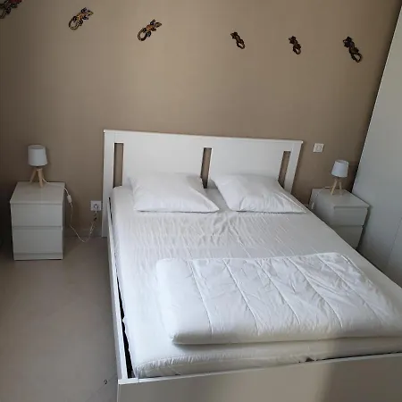 Maison 45M² Avec Jardin Et Parking 度假居 *